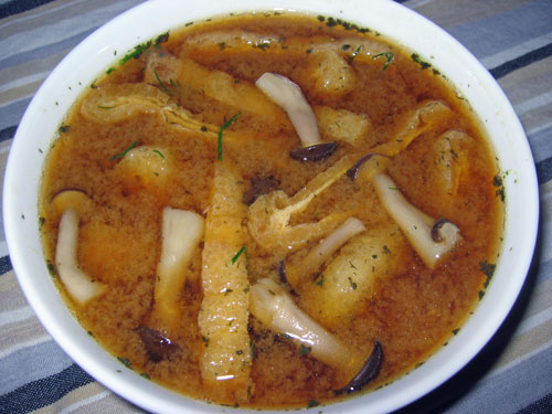 Shimeji and Aburage Miso Soup