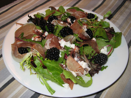 Blackberry Salad with Blackberry Vinaigrette