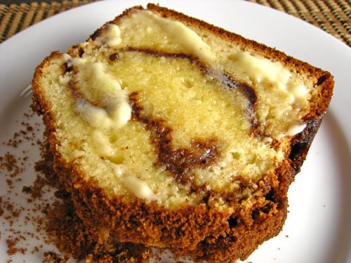 Cinnamon Bread: Slice