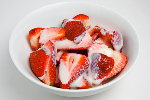 Strawberries in Sweetened Condensed Milk