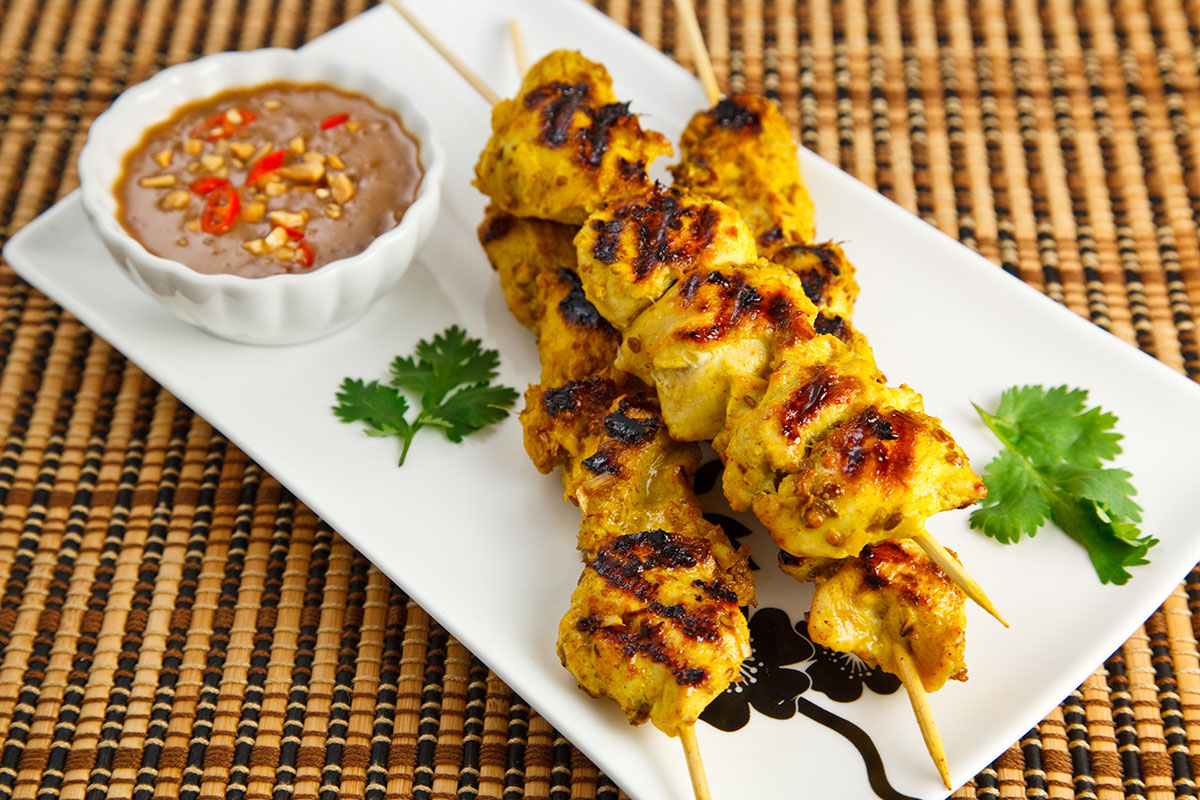 Chicken Satay With Spicy Peanut Dipping Sauce Closet Cooking,How To Make A Duct Tape Wallet
