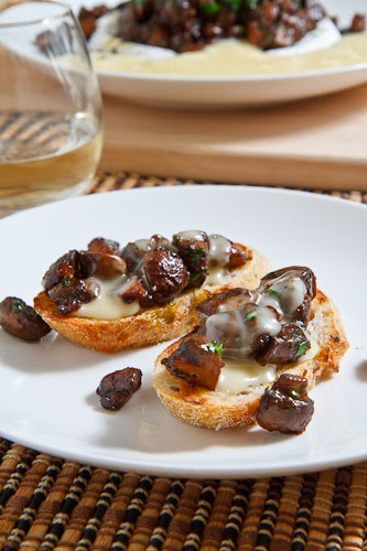 Baked Brie Topped with Mushrooms