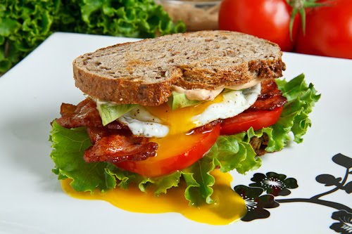 Avocado BLT with Fried Egg And Chipotle Mayo