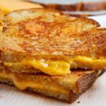 How to Make The Perfect Grilled Cheese Sandwich