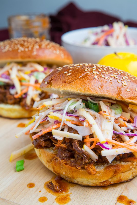apple bbq pulled chicken sandwich, see more at //homemaderecipes.com/uncategorized/10-easy-recipes-leftovers
