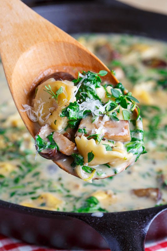 Creamy Parmesan Mushroom and Spinach Tortellini Soup