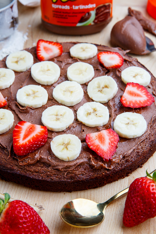 Chocolate Peanut Butter Brownie Pizza