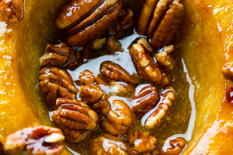 Maple Pecan Roasted Acorn Squash