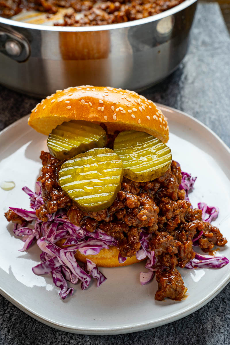 Honey Garlic BBQ Sloppy Joes - Closet Cooking Quick and easy sloppy joe sandwiches filled with a tasty honey garli